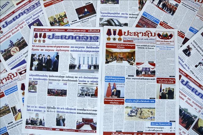 Top Lao legislator’s Vietnam visit grabs Lao headlines